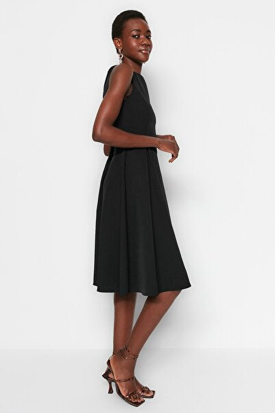 Black Pleated Midi Dress with Waist Detail - Elegant & Flowy