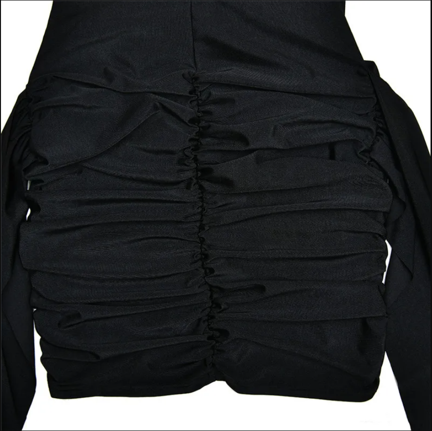 Irresistible Elegance Mini Dress – Sophistication with a Bold Twist