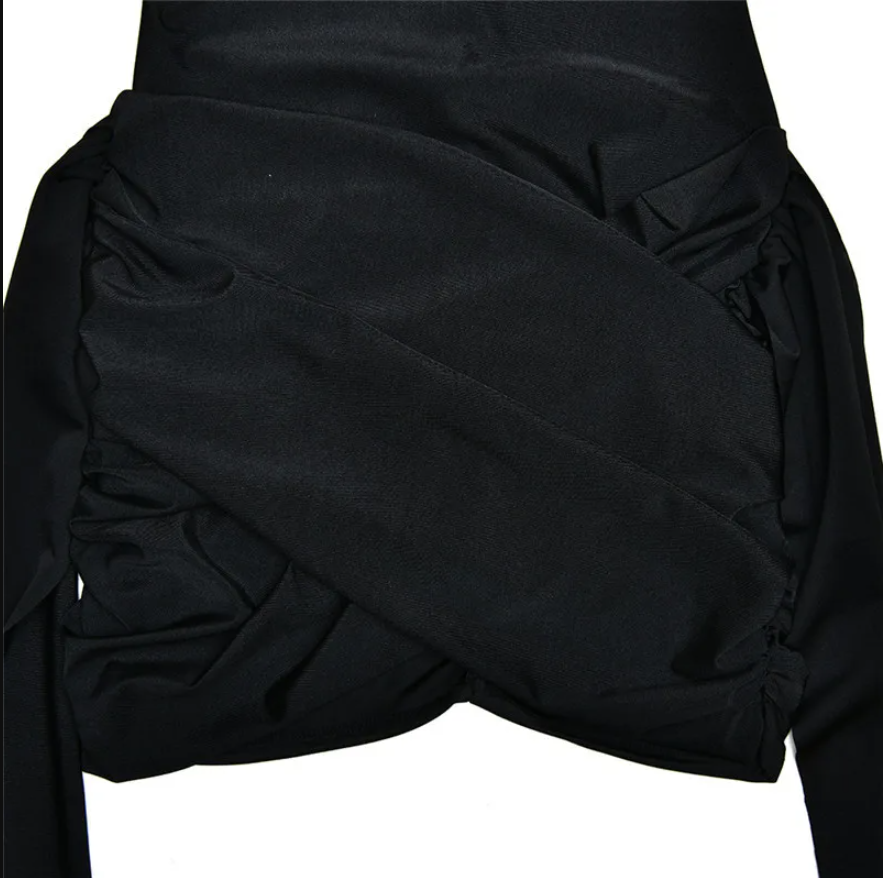 Irresistible Elegance Mini Dress – Sophistication with a Bold Twist