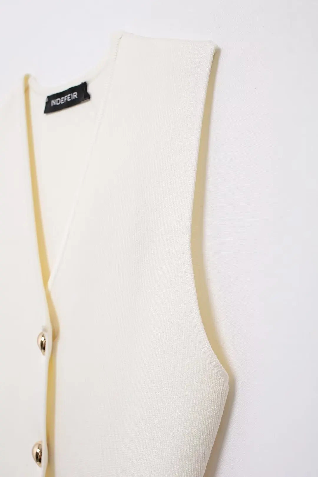 Knitted Vest & High-Waist Skirt Set - Beige Suit